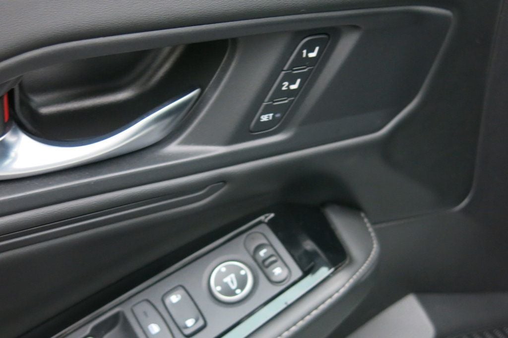 2023 Honda Accord Hybrid Touring Sedan - 22968736 - 19