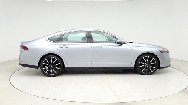 2023 Honda Accord Hybrid Touring Sedan - 22944795 - 3