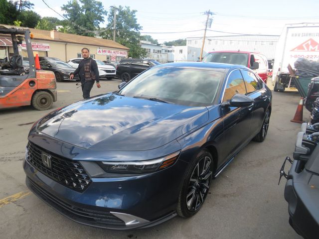 2023 Honda Accord Hybrid Touring Sedan (Clear Title) - 23093244 - 3