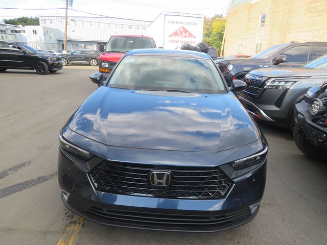 2023 Honda Accord Hybrid Touring Sedan (Clear Title) - 23093244 - 5