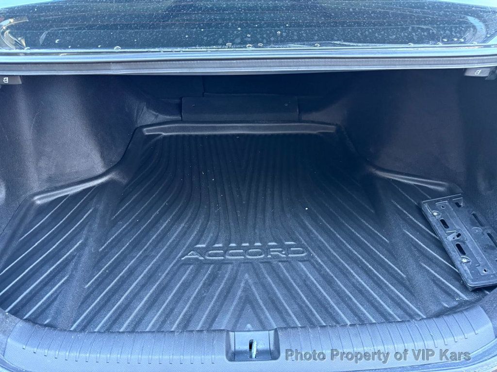 2023 Honda Accord Sedan EX CVT - 22978998 - 18