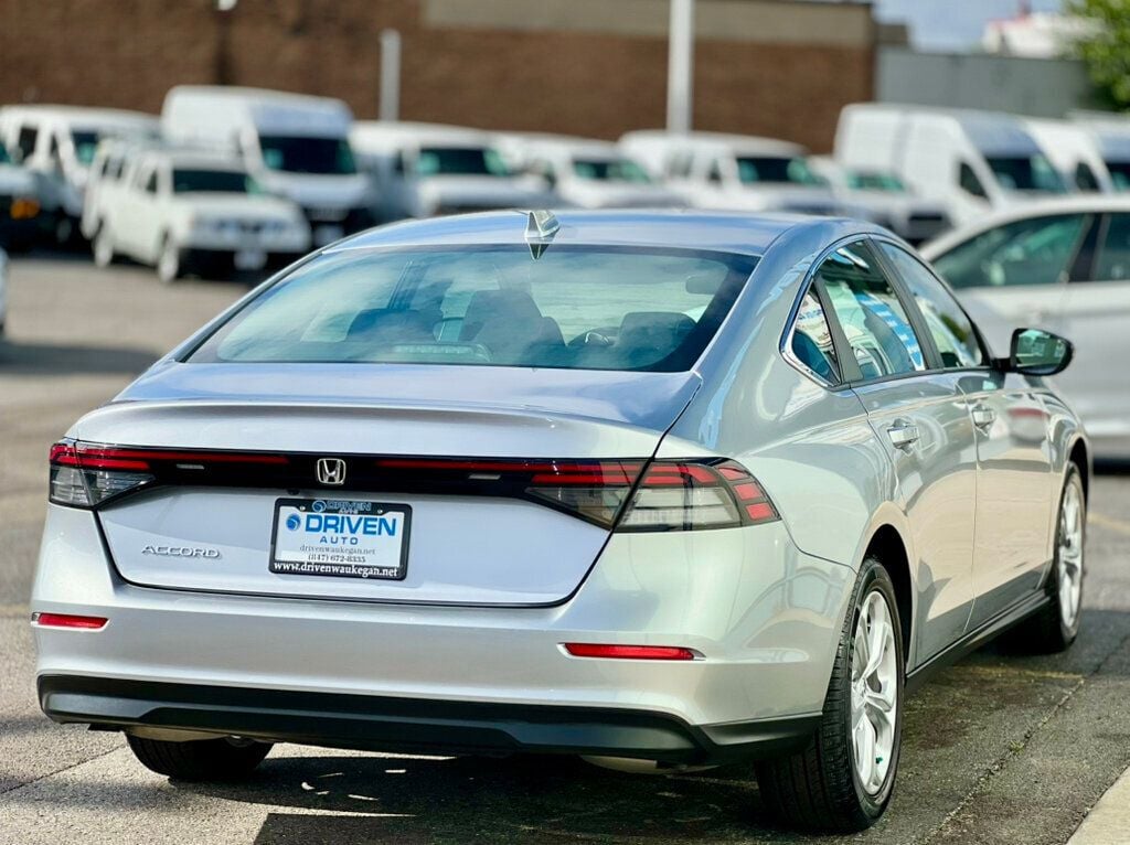 2023 Honda Accord Sedan LX CVT - 22921868 - 4