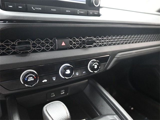 2023 Honda Accord LX photo 11
