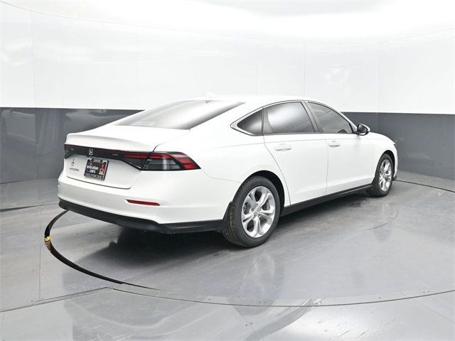 2023 Honda Accord LX photo 21