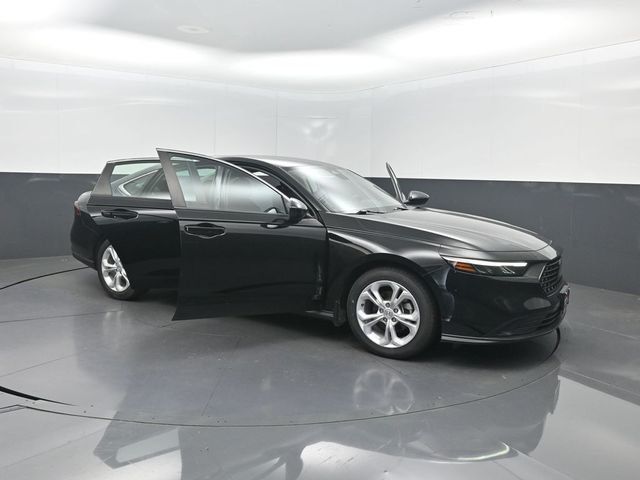 2023 Honda Accord Sedan LX CVT - 23046108 - 32