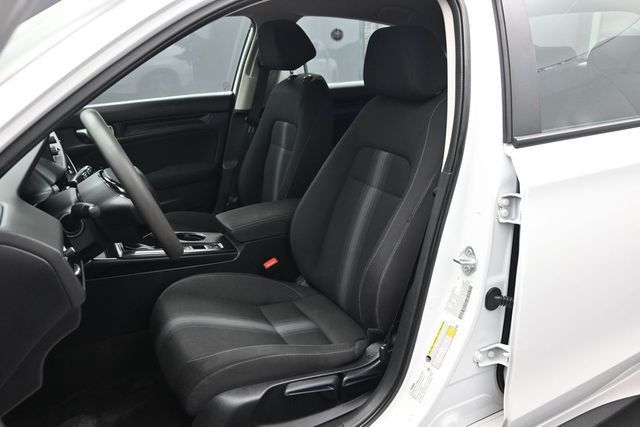 2023 Honda Civic Hatchback LX CVT - 23032961 - 4