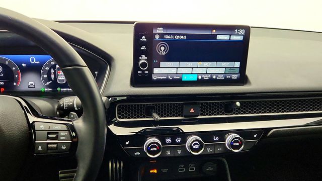 2023 Honda Civic Hatchback Sport Touring CVT - 23002758 - 17