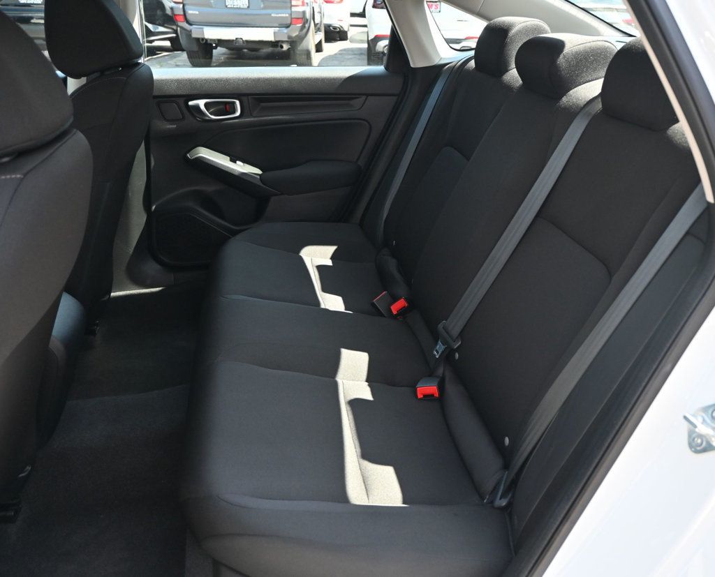 Honda Civic photo 13
