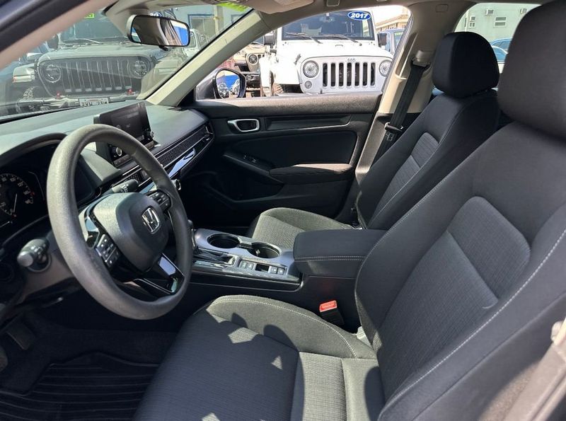 2023 Honda Civic Sedan LX CVT - 23036047 - 11