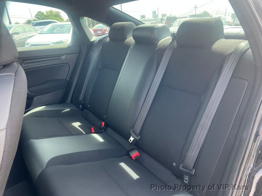 2023 Honda Civic Sport photo 17