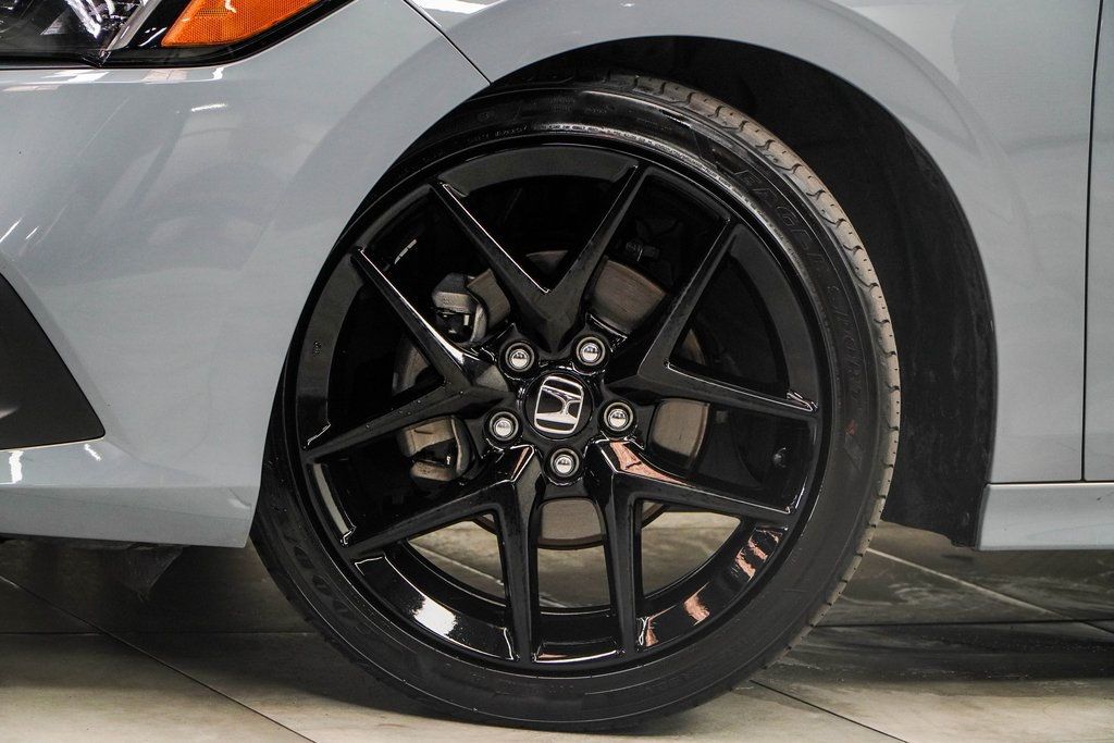 2023 Honda Civic Sport photo 3