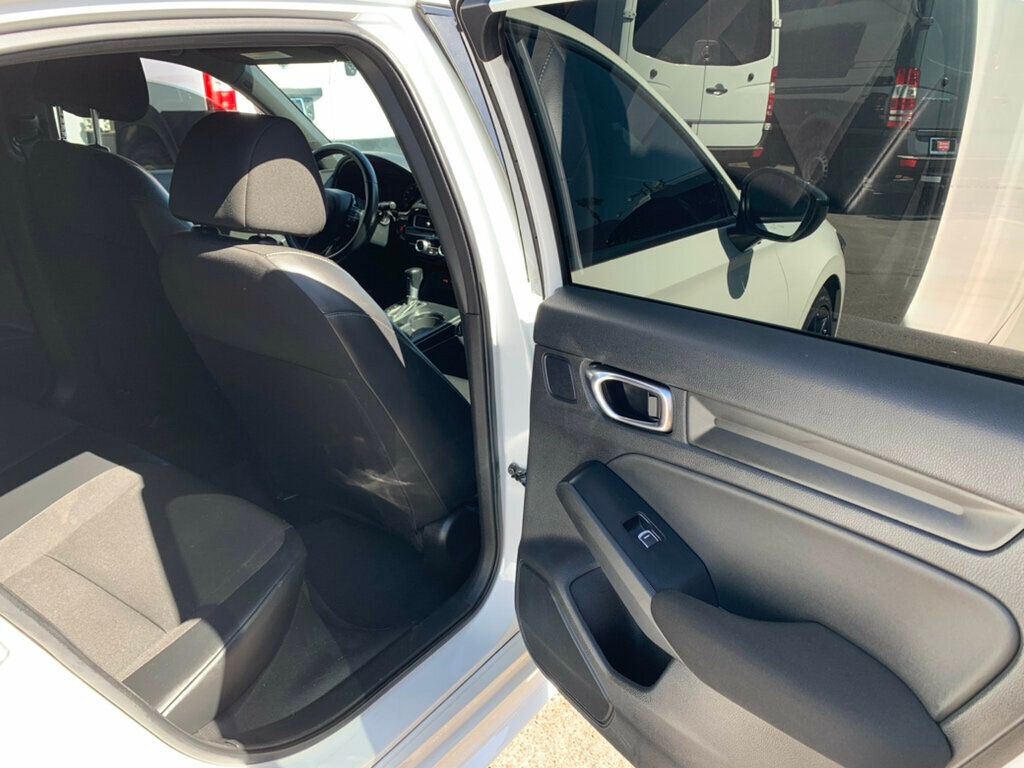 2023 Honda Civic Sedan Sport CVT - 23038471 - 22