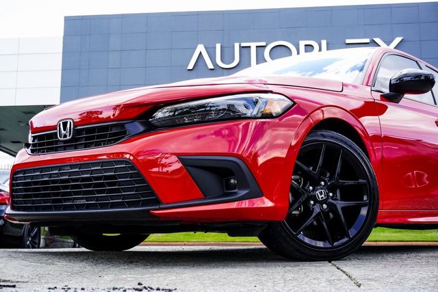 2023 Honda Civic Sport photo 2