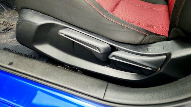 2023 Honda Civic Si Manual w/ Bose Premium Audio & Power Moonroof - 22996775 - 11