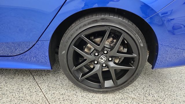 2023 Honda Civic Si Manual w/ Bose Premium Audio & Power Moonroof - 22996775 - 8
