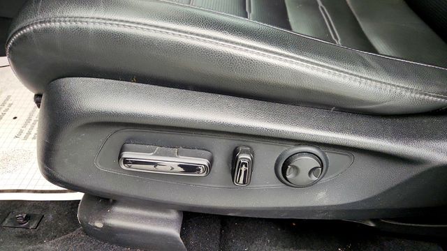 2023 Honda CR-V EX-L AWD w/ Leather Seats & Honda Sensing - 22992461 - 10