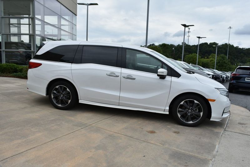 2023 Honda Odyssey Elite photo 11