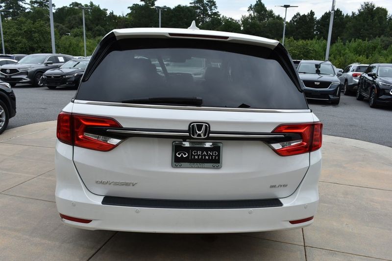 2023 Honda Odyssey Elite photo 13