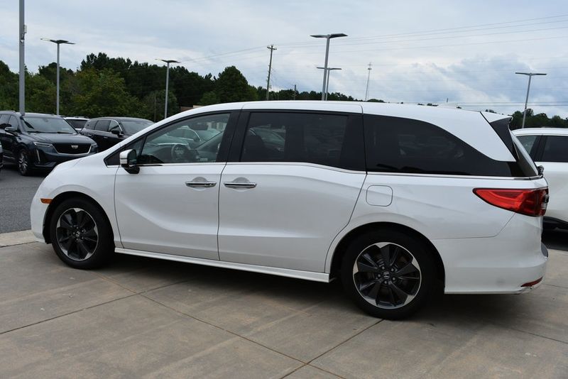 2023 Honda Odyssey Elite photo 8