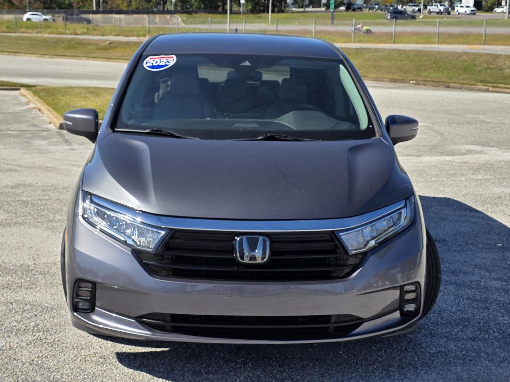 2023 Honda Odyssey EX photo 2