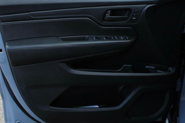 2023 Honda Odyssey SPORT - Photo 15