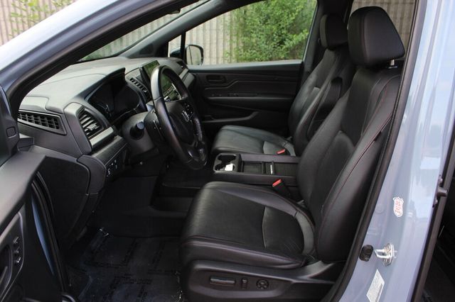 2023 Honda Odyssey SPORT - Photo 18