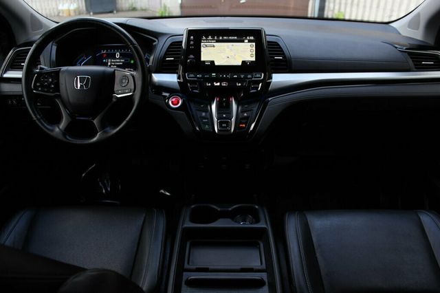 2023 Honda Odyssey ONE OWNER TOURING W/ DVD, NAVIGATION, LEATHER - 23041137 - 13
