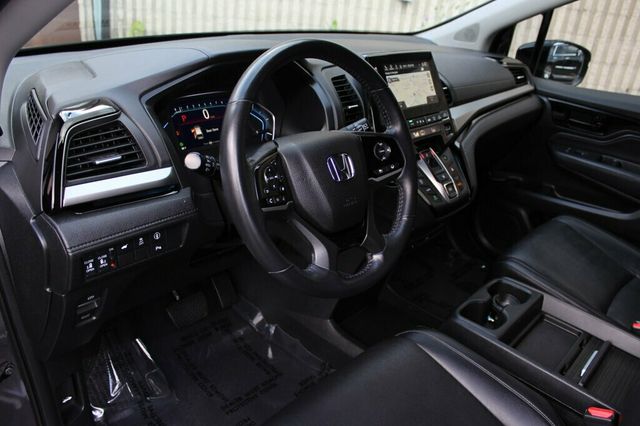 2023 Honda Odyssey ONE OWNER TOURING W/ DVD, NAVIGATION, LEATHER - 23041137 - 26
