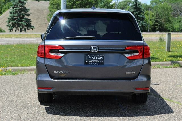 2023 Honda Odyssey Touring's photo