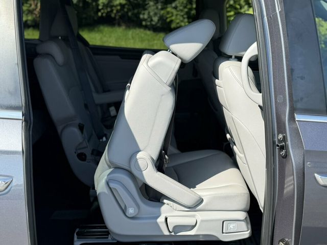 2023 Honda Odyssey Touring Automatic - 23073347 - 27