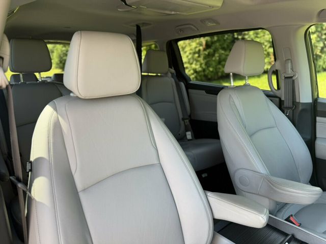2023 Honda Odyssey Touring Automatic - 23073347 - 31