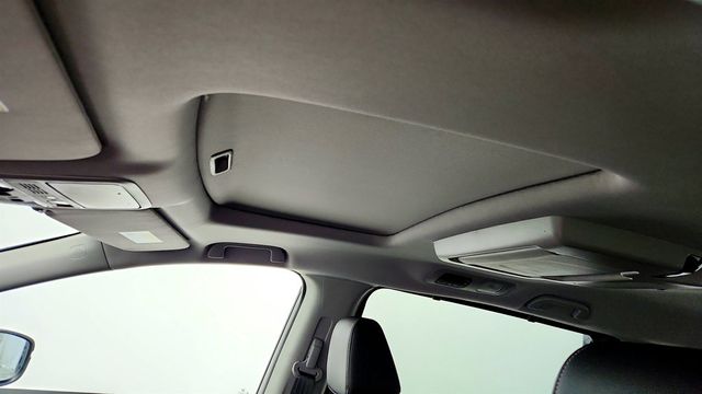 2023 Honda Odyssey Touring Automatic w/ Rear Entertainment System & Navigation - 22994722 - 9