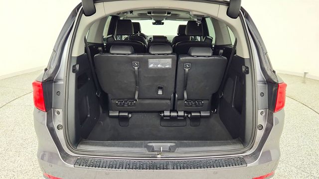 2023 Honda Odyssey Touring Automatic w/ Rear Entertainment System & Navigation - 22994722 - 25