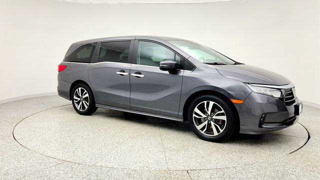 2023 Honda Odyssey Touring Automatic w/ Rear Entertainment System & Navigation - 22994722 - 2
