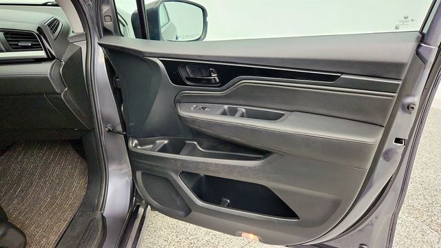 2023 Honda Odyssey Touring Automatic w/ Rear Entertainment System & Navigation - 22994722 - 29