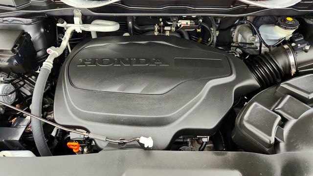 2023 Honda Odyssey Touring Automatic w/ Rear Entertainment System & Navigation - 22994722 - 30