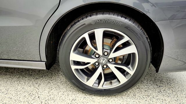 2023 Honda Odyssey Touring Automatic w/ Rear Entertainment System & Navigation - 22994722 - 8