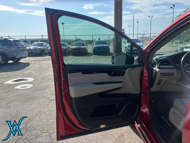 2023 Honda Odyssey Touring Minivan 4D - 23084733 - 9