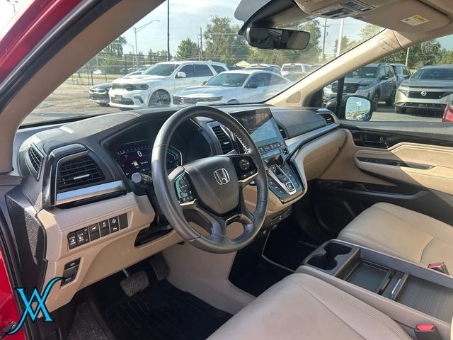 2023 Honda Odyssey Touring Minivan 4D - 23084733 - 11