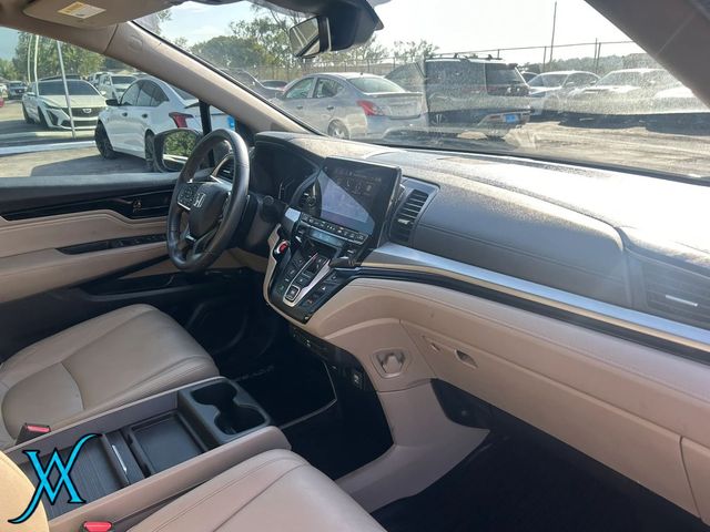 2023 Honda Odyssey Touring Minivan 4D - 23084733 - 24