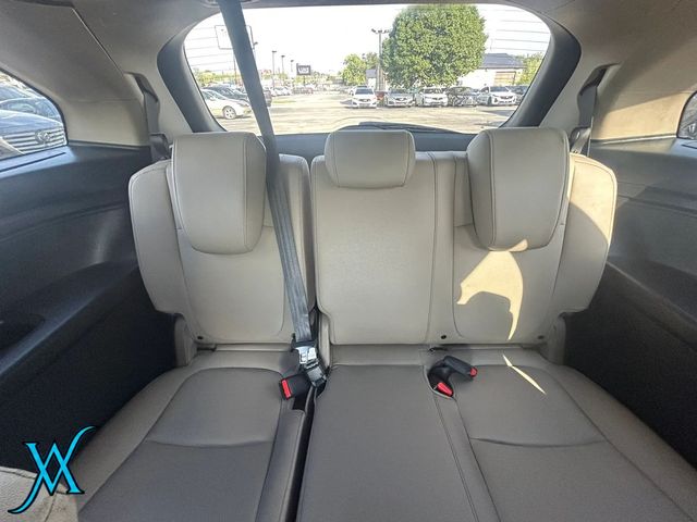 2023 Honda Odyssey Touring Minivan 4D - 23084733 - 28