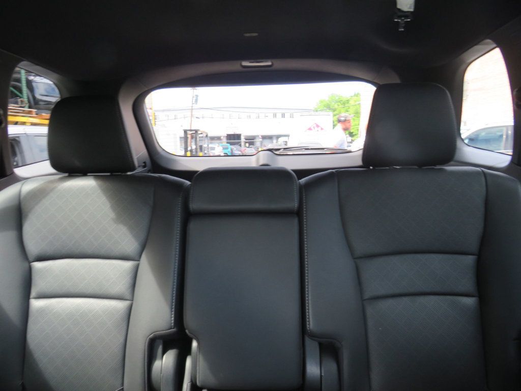 Honda Passport photo 13
