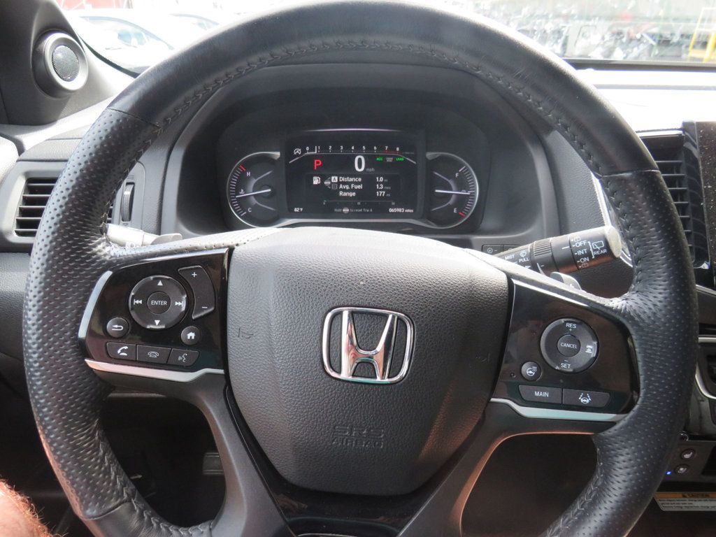 Honda Passport photo 9