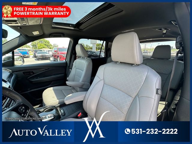 2023 Honda Passport Elite Sport Utility 4D - 23037579 - 13