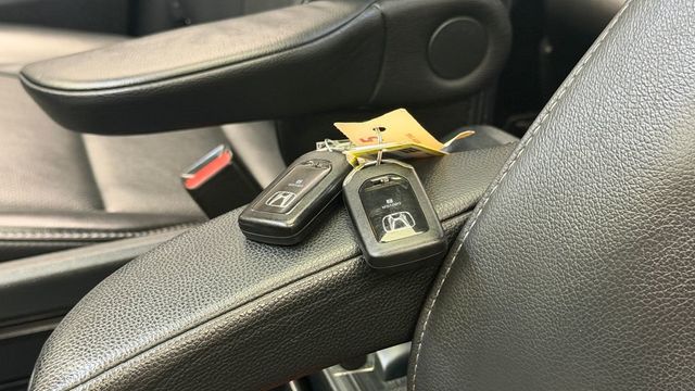 2023 Honda Passport EX-L AWD - 23034742 - 44