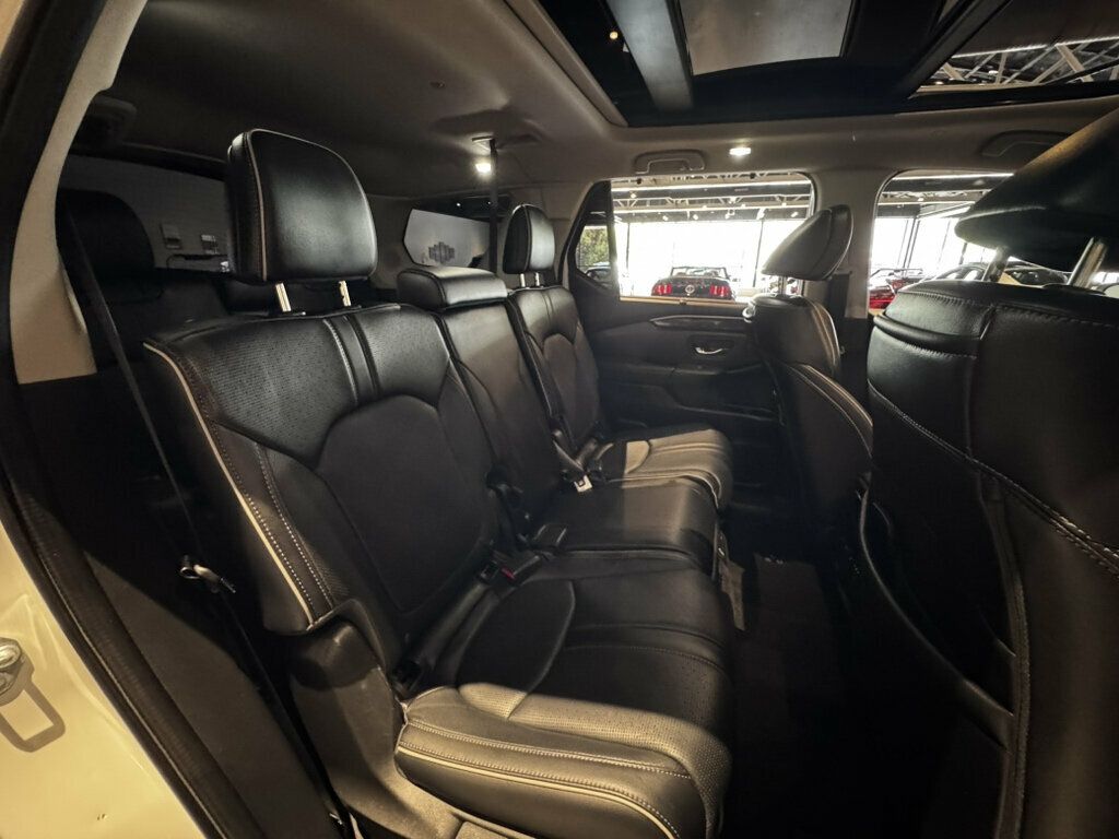 2023 Honda Pilot AWD/ElitePKG/3rdRow/LaneKeepAssist/HTD&VentSeats - 23056921 - 25