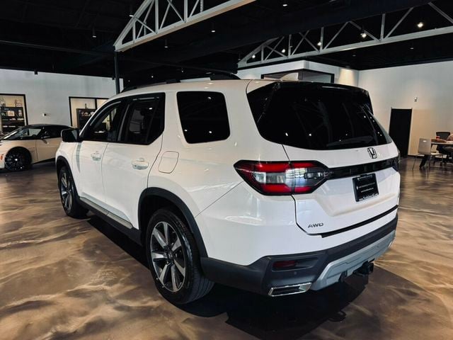 2023 Honda Pilot AWD/ElitePKG/3rdRow/LaneKeepAssist/HTD&VentSeats - 23056921 - 2
