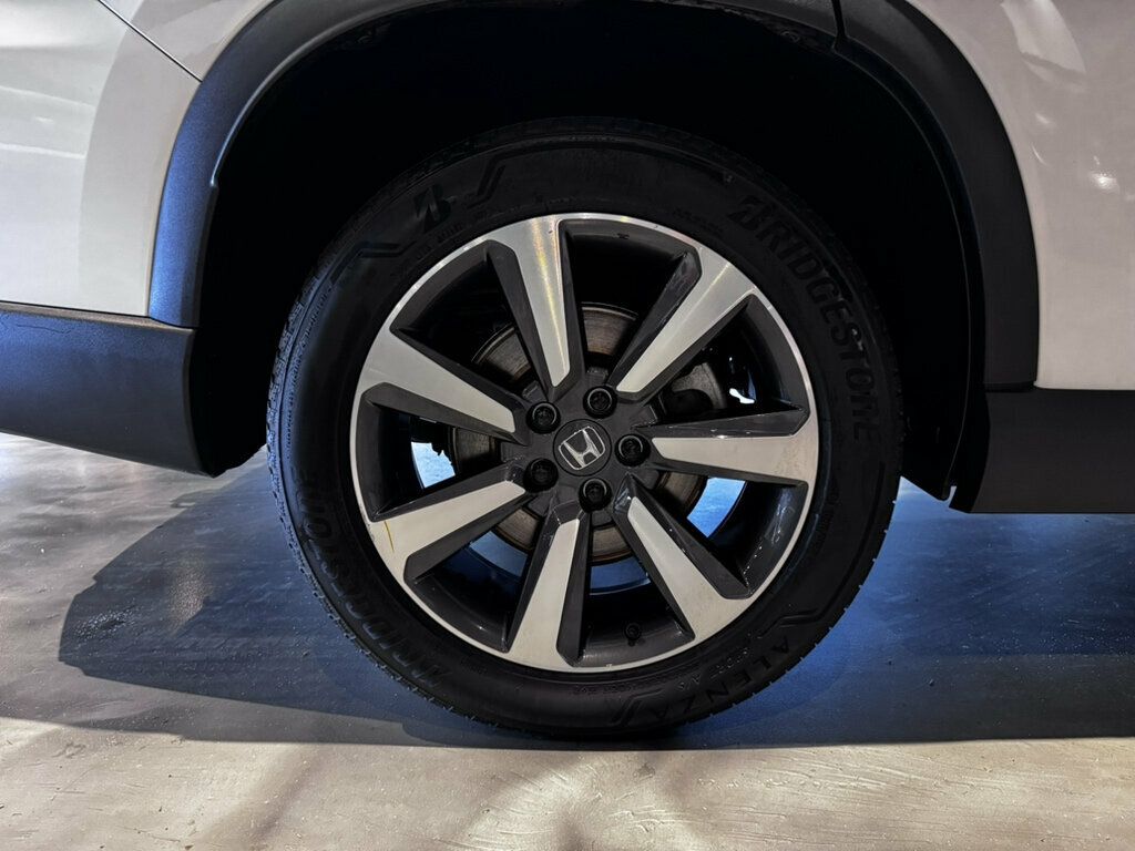 2023 Honda Pilot AWD/ElitePKG/3rdRow/LaneKeepAssist/HTD&VentSeats - 23056921 - 29