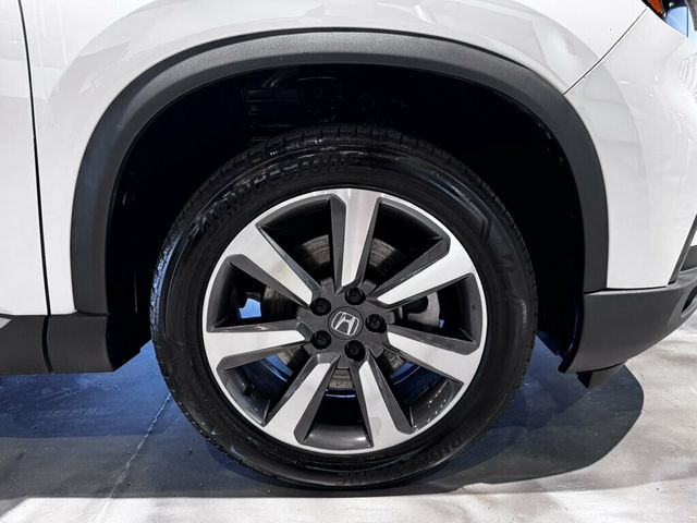2023 Honda Pilot AWD/ElitePKG/3rdRow/LaneKeepAssist/HTD&VentSeats - 23056921 - 30