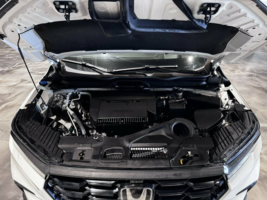 2023 Honda Pilot AWD/ElitePKG/3rdRow/LaneKeepAssist/HTD&VentSeats - 23056921 - 33